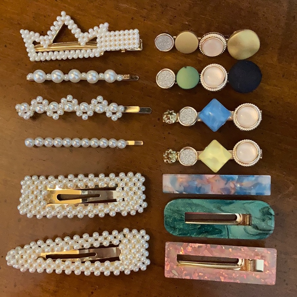 Decorative hair clips